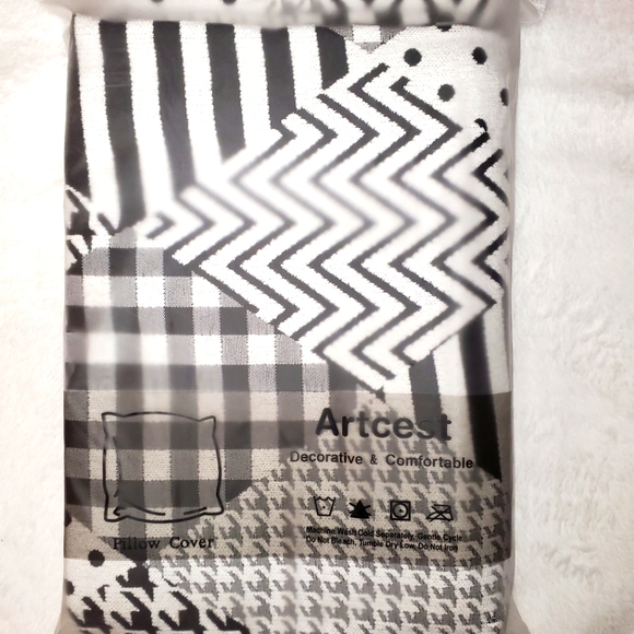 Artcest pillow covers black and white  new - Picture 2 of 7